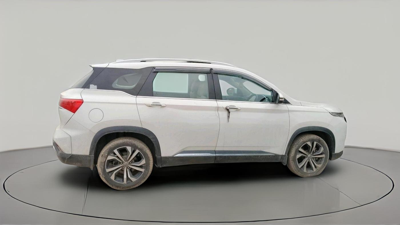 2024 MG HECTOR SMART PRO 1.5 TURBO MT PETROL, Petrol, Manual, 34,961 km, exterior