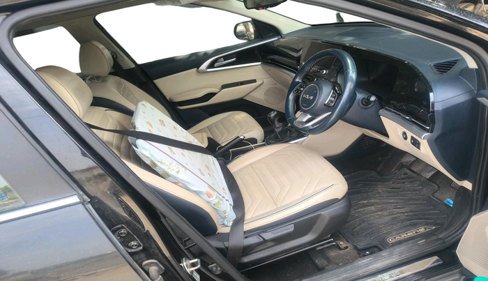 2022 KIA CARENS LUXURY PLUS 1.5 DIESEL 7 STR, Diesel, Manual, 78,623 km, interior