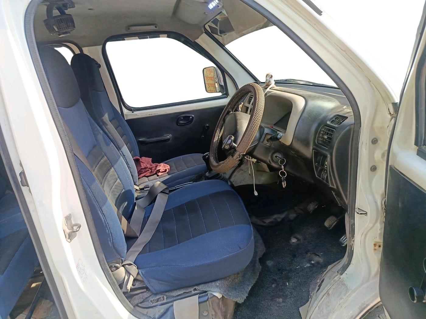 2018 Maruti Eeco 5 STR WITH A/C+HTR CNG, CNG, Manual, 2,65,467 km, interior
