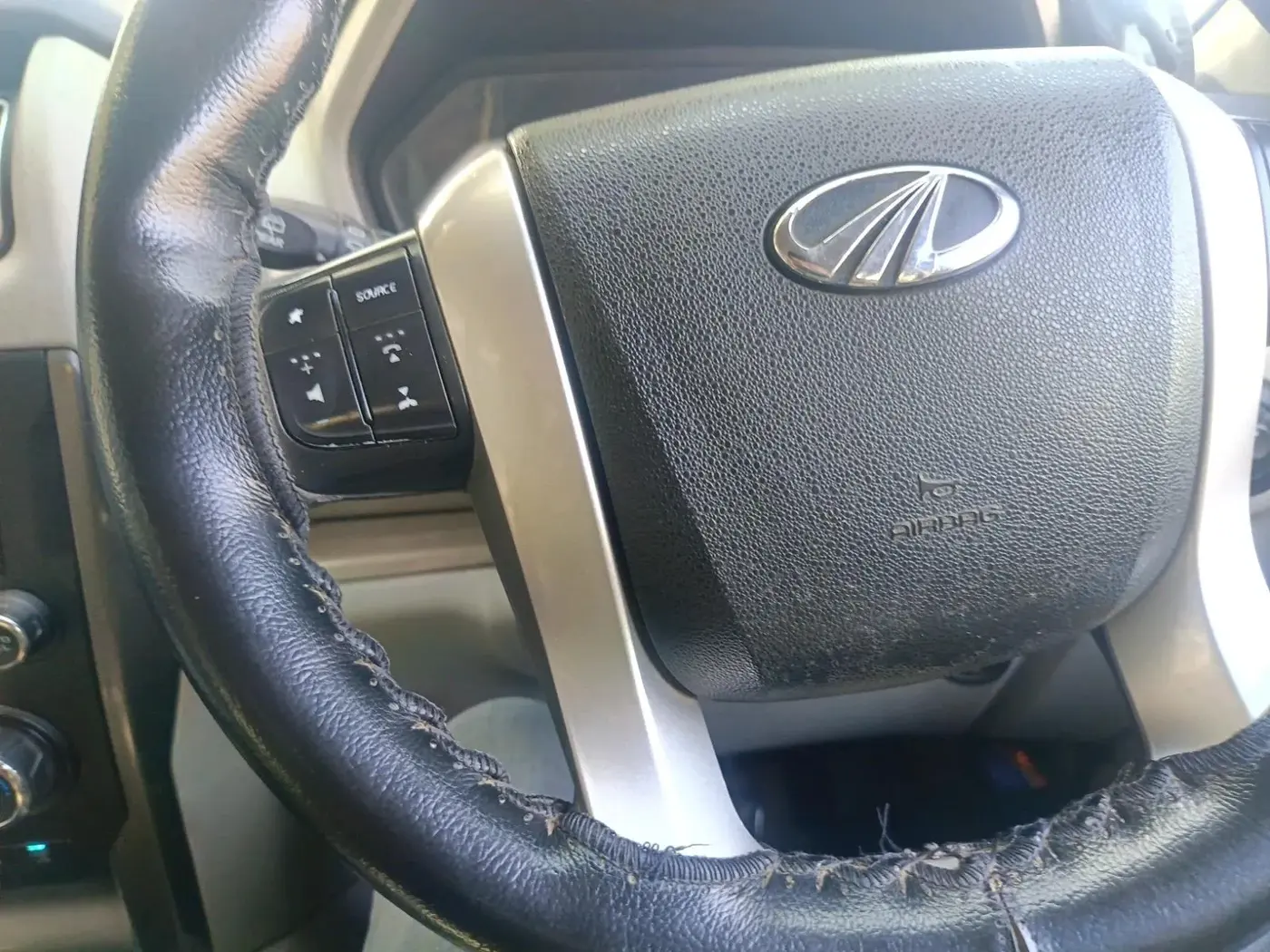 2016 Mahindra Scorpio S10, Diesel, Manual, 1,40,401 km, interior