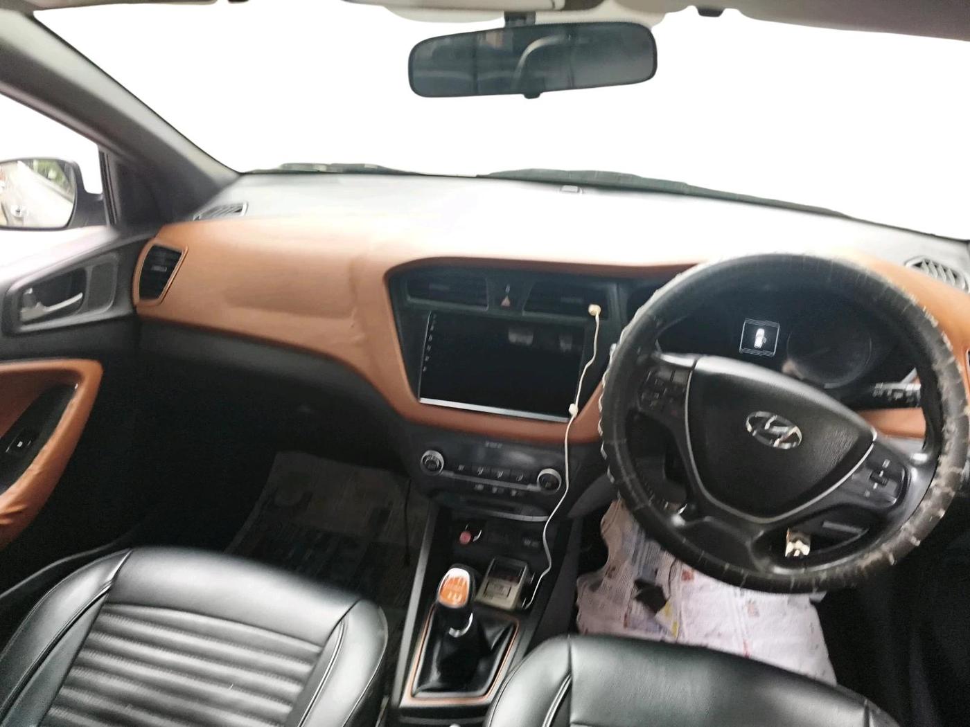 2017 Hyundai Elite i20 ASTA 1.4 CRDI (O), Diesel, Manual, 92,214 km, interior