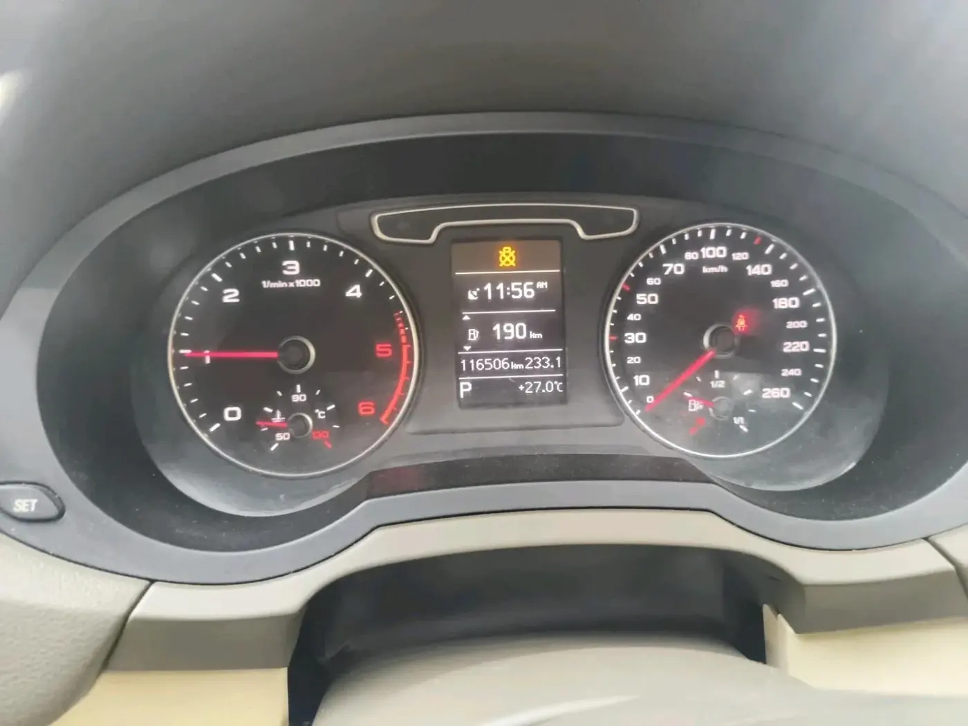 2013 Audi Q3 2.0 TDI QUATTRO, Diesel, Automatic, 1,16,506 km, interior