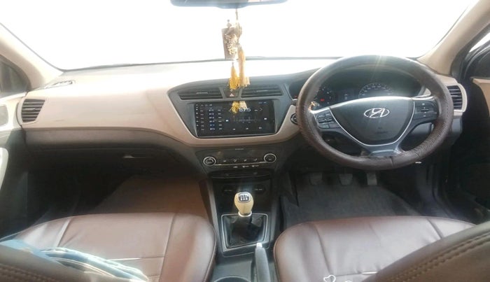2015 Hyundai Elite i20 ASTA 1.2, Petrol, Manual, 1,30,278 km, interior