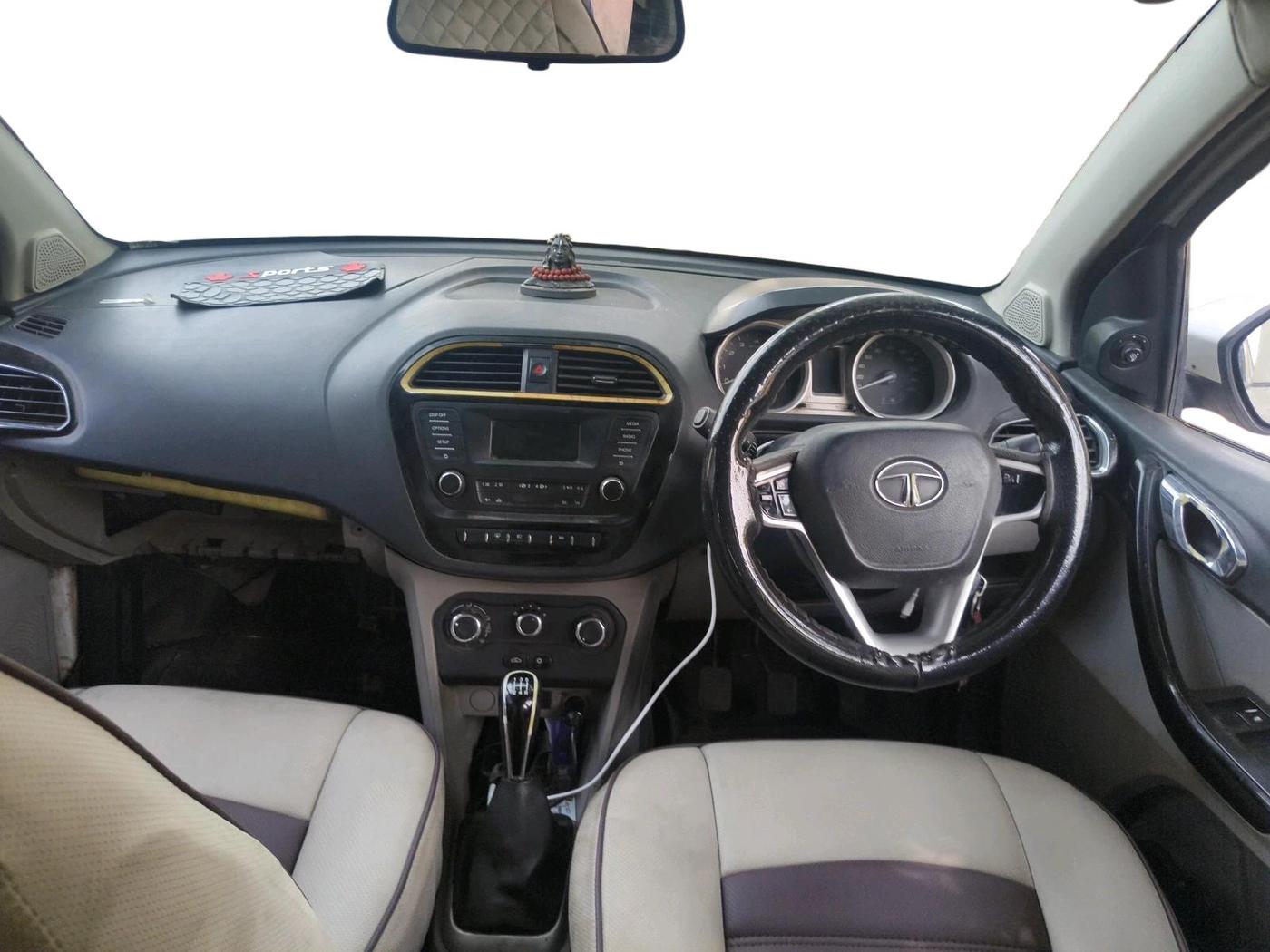 2017 Tata Tiago XZ DIESEL, Diesel, Manual, 2,83,797 km, interior