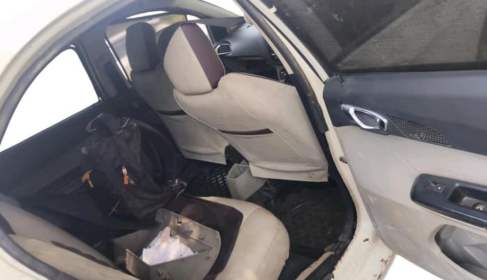 2017 Tata Tiago XZ DIESEL, Diesel, Manual, 2,83,797 km, interior