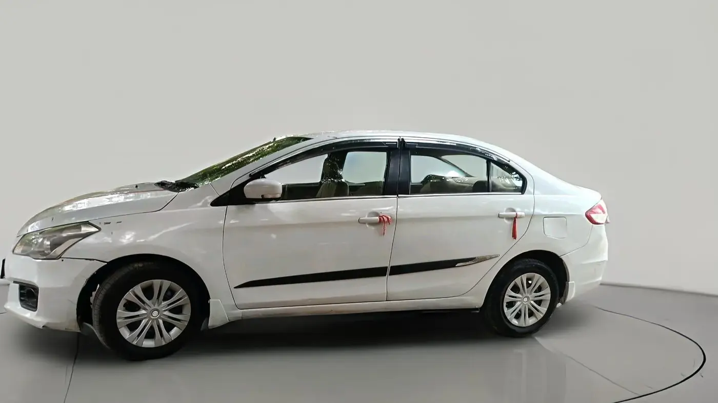 2015 Maruti Ciaz VDI, Diesel, Manual, 99,228 km, exterior
