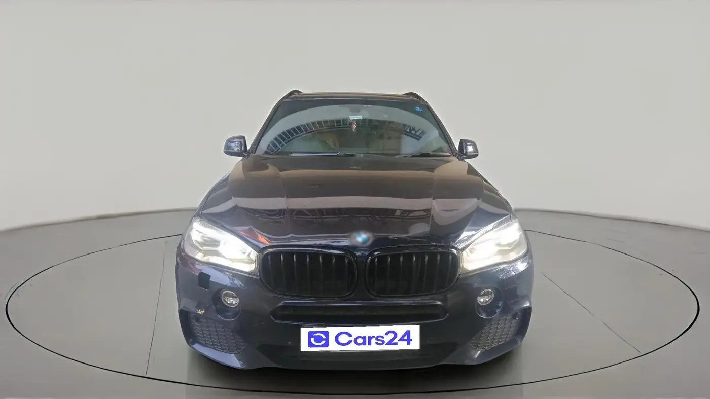 2016 BMW X5 X DRIVE 30D M SPORT, Diesel, Automatic, 1,96,000 km, exterior