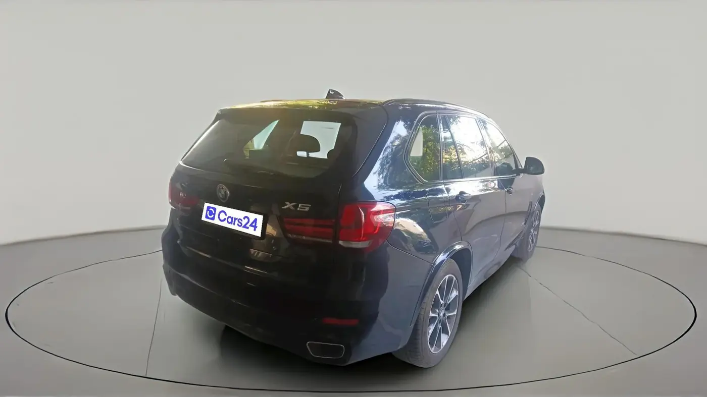 2016 BMW X5 X DRIVE 30D M SPORT, Diesel, Automatic, 1,96,000 km, exterior