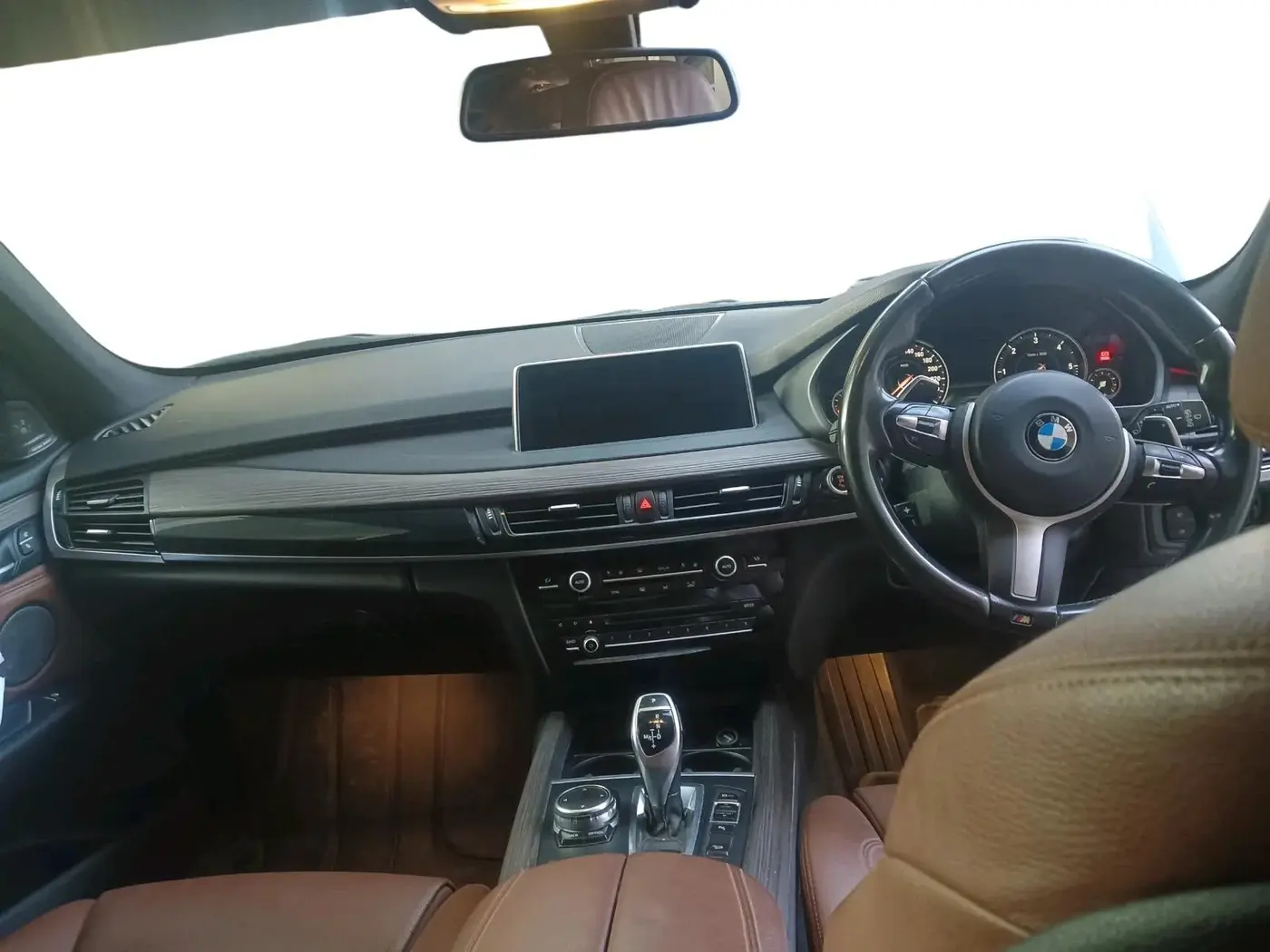2016 BMW X5 X DRIVE 30D M SPORT, Diesel, Automatic, 1,96,000 km, interior