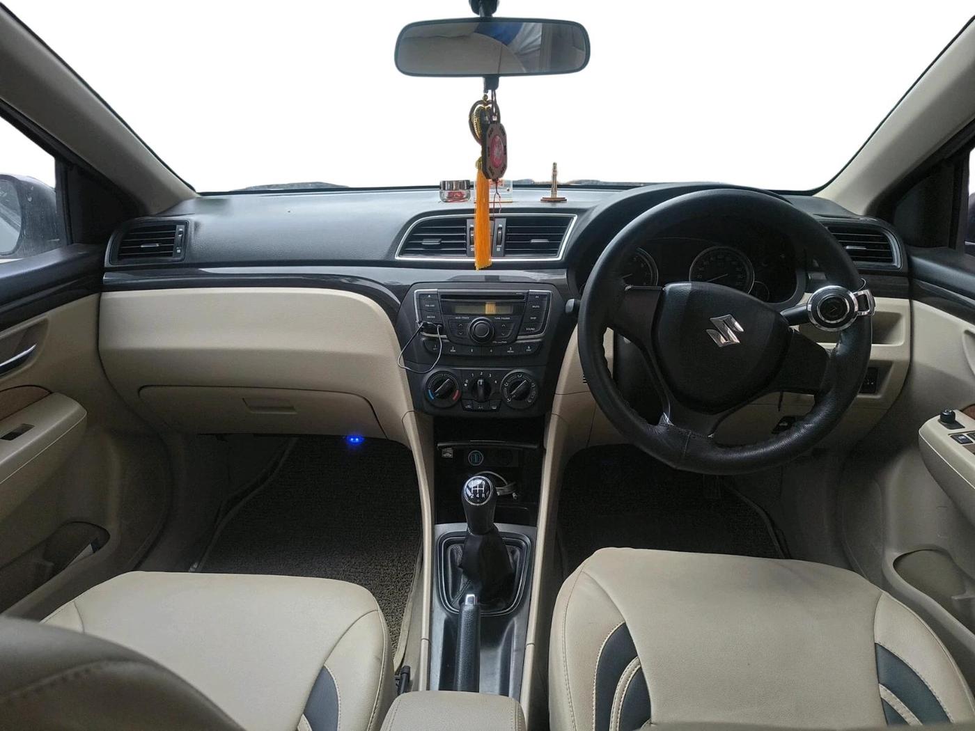 2016 Maruti Ciaz VXI, Petrol, Manual, 11,575 km, interior