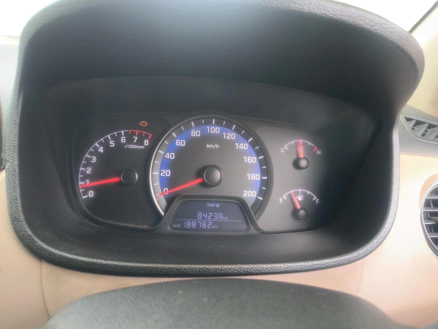 2018 Hyundai XCENT PRIME T  VTVT PLUS  CNG, CNG, Manual, 1,88,762 km, interior