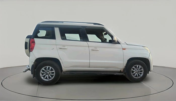 2016 Mahindra TUV300 T8 AMT, Diesel, Automatic, 1,17,605 km, exterior