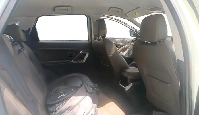 2019 Tata Harrier XZ 2.0L, Diesel, Manual, 1,07,422 km, interior