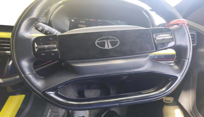 2023 Tata Harrier FEARLESS PLUS DUAL TONE AT, Diesel, Automatic, 37,631 km, interior