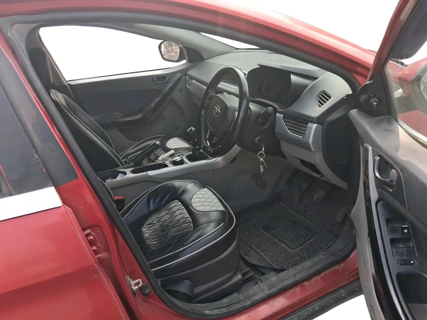 2019 Tata NEXON XT DIESEL, Diesel, Manual, 22,202 km, interior