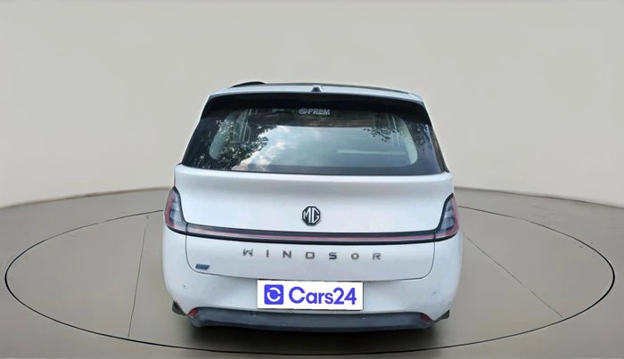 2024 MG Windsor EV Excite, Electric, Automatic, 29,045 km, exterior