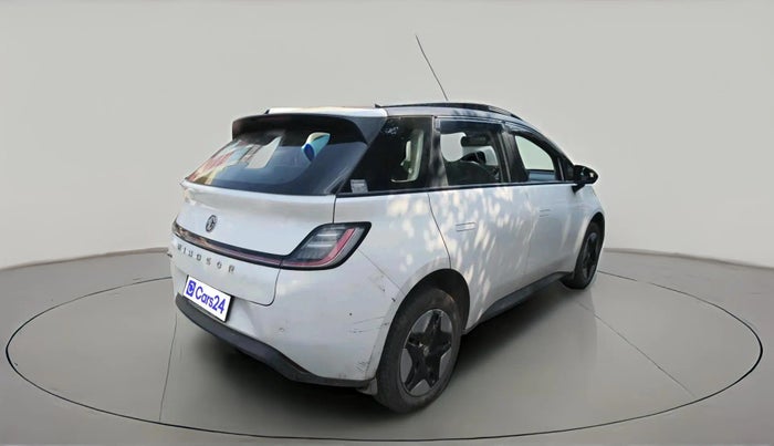 2024 MG Windsor EV Excite, Electric, Automatic, 29,045 km, exterior