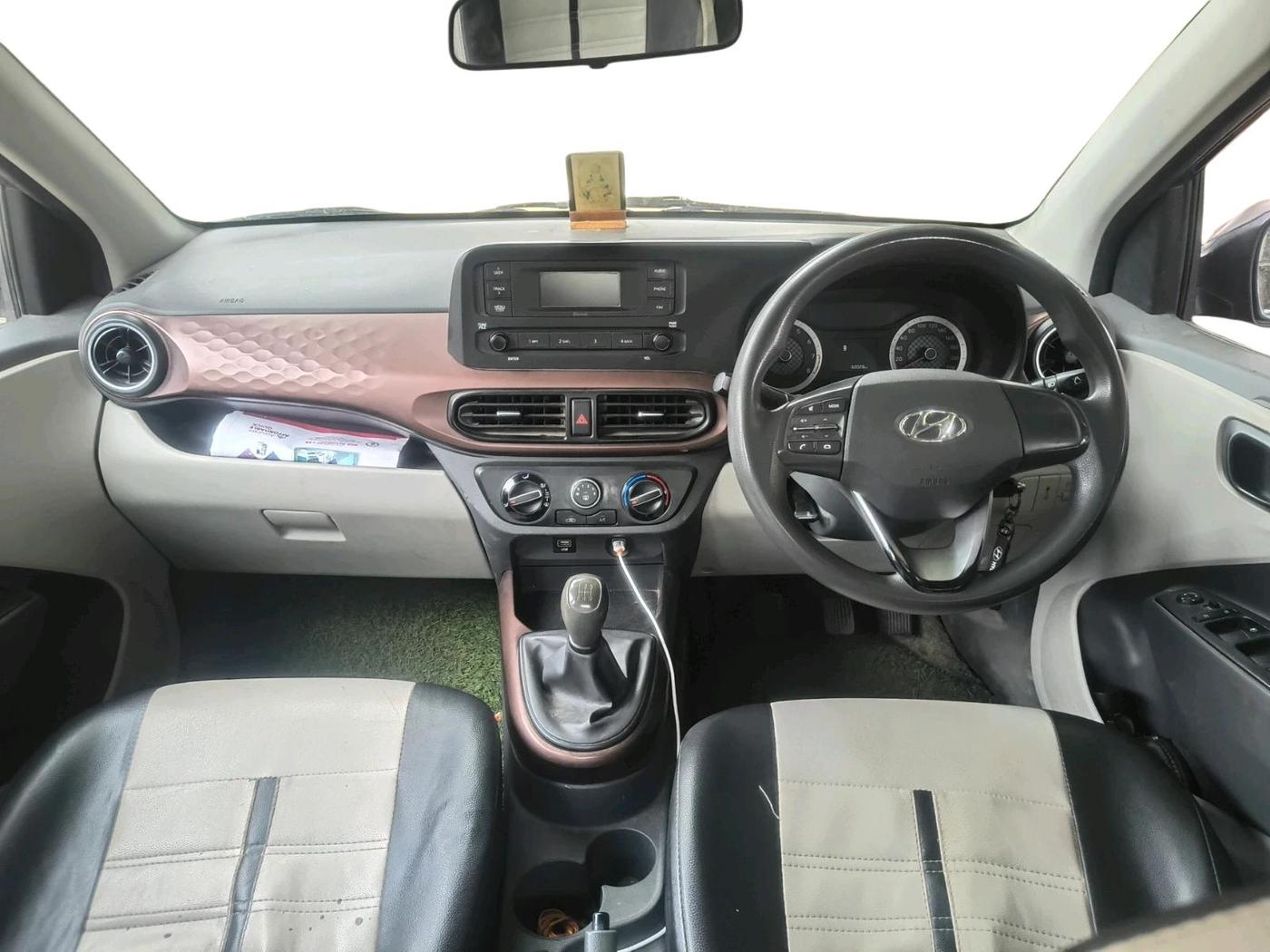 2020 Hyundai AURA S 1.2 CNG, CNG, Manual, 60,028 km, interior