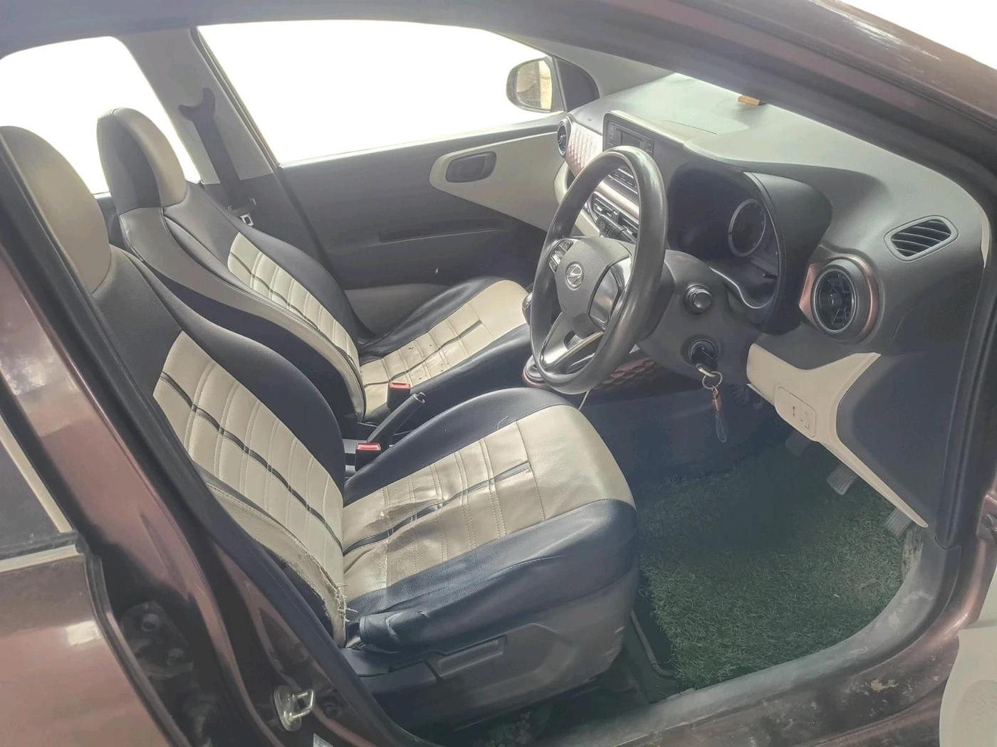2020 Hyundai AURA S 1.2 CNG, CNG, Manual, 60,028 km, interior