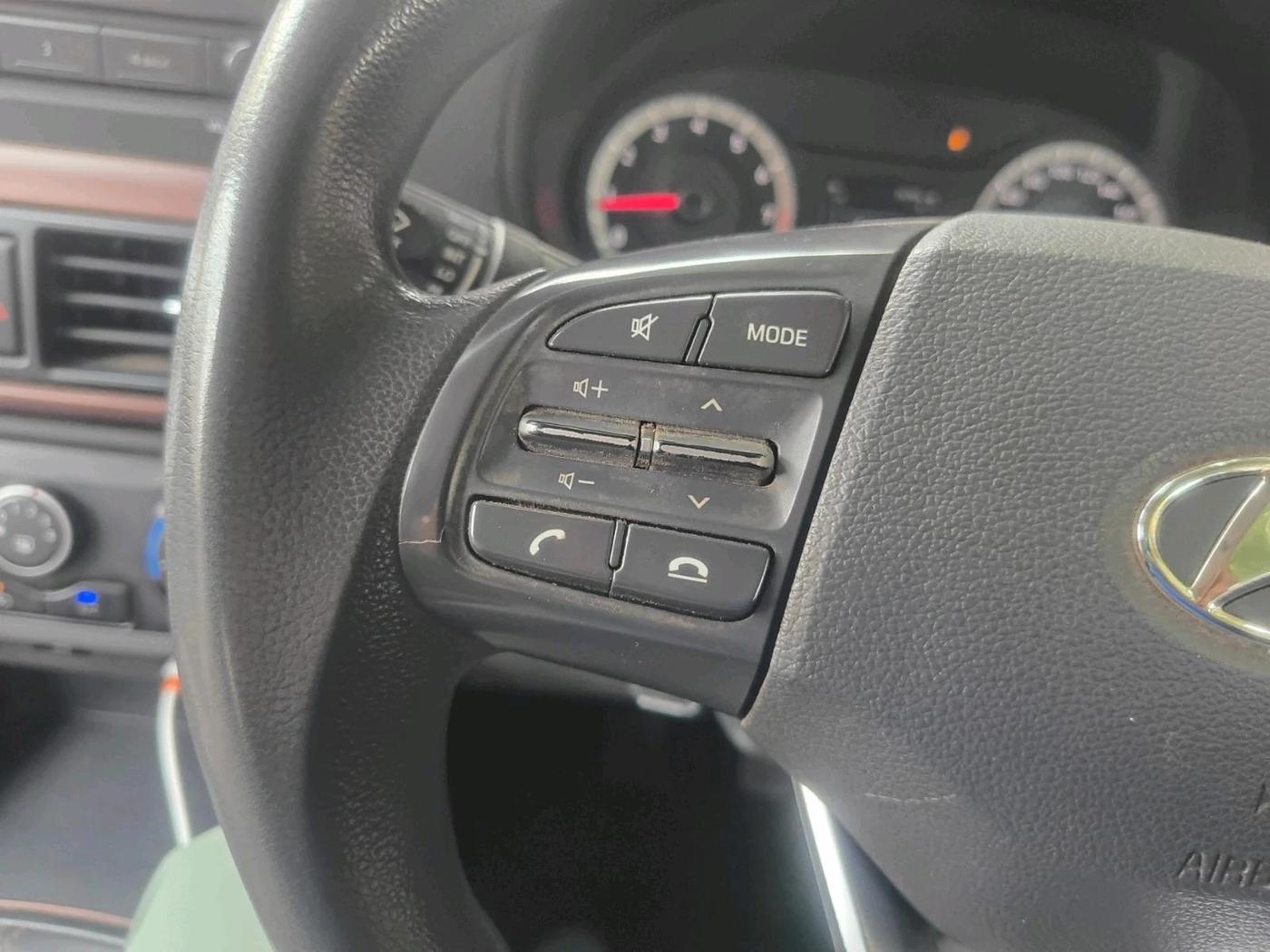 2020 Hyundai AURA S 1.2 CNG, CNG, Manual, 60,028 km, interior