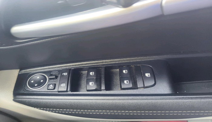 2023 KIA SONET HTX 1.5D IMT, Diesel, Manual, 17,564 km, interior