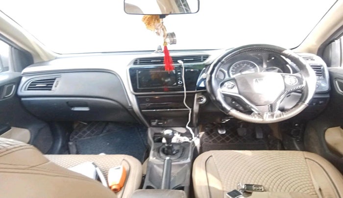 2017 Honda City 1.5L I-DTEC V, Diesel, Manual, 99,324 km, interior