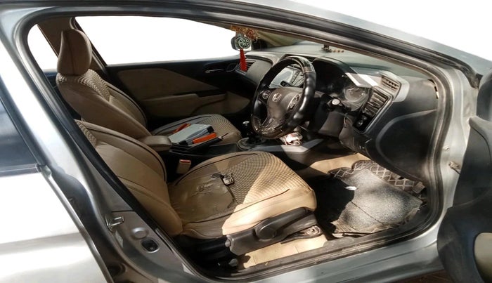 2017 Honda City 1.5L I-DTEC V, Diesel, Manual, 99,324 km, interior