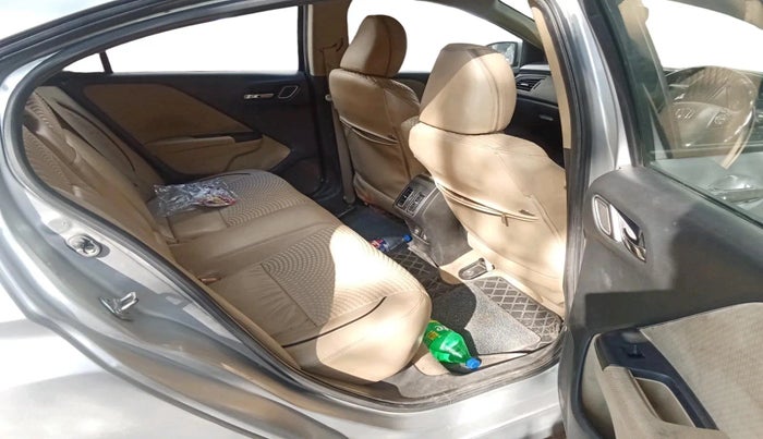 2017 Honda City 1.5L I-DTEC V, Diesel, Manual, 99,324 km, interior