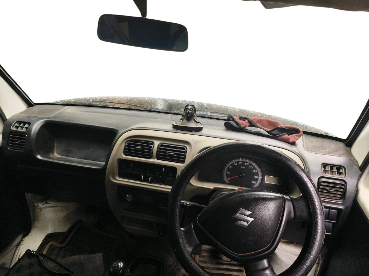 2019 Maruti Eeco TOUR V 7 STR, CNG, Manual, 55,521 km, interior