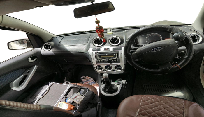 2014 Ford Figo TITANIUM 1.4 DIESEL, Diesel, Manual, 1,79,324 km, interior
