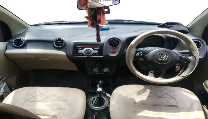 2013 Honda Amaze 1.5L I-DTEC S, Diesel, Manual, 2,09,861 km, interior