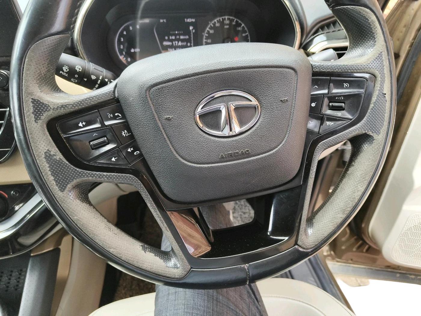2022 Tata Harrier XZ PLUS JET 2.0L, Diesel, Manual, 1,11,362 km, interior