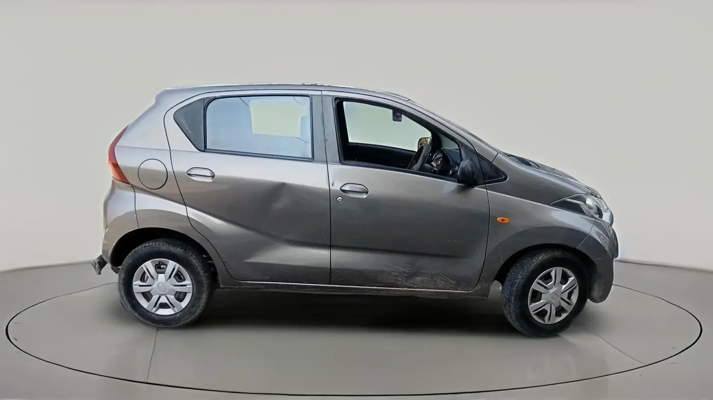 2017 Datsun Redi Go T (O), Petrol, Manual, 10,690 km, exterior