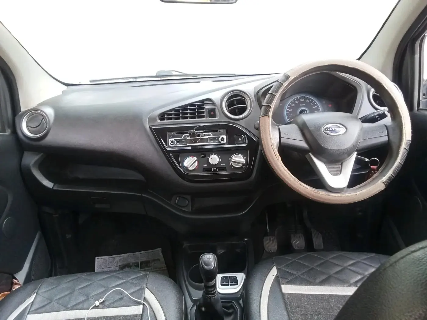 2017 Datsun Redi Go T (O), Petrol, Manual, 10,690 km, interior