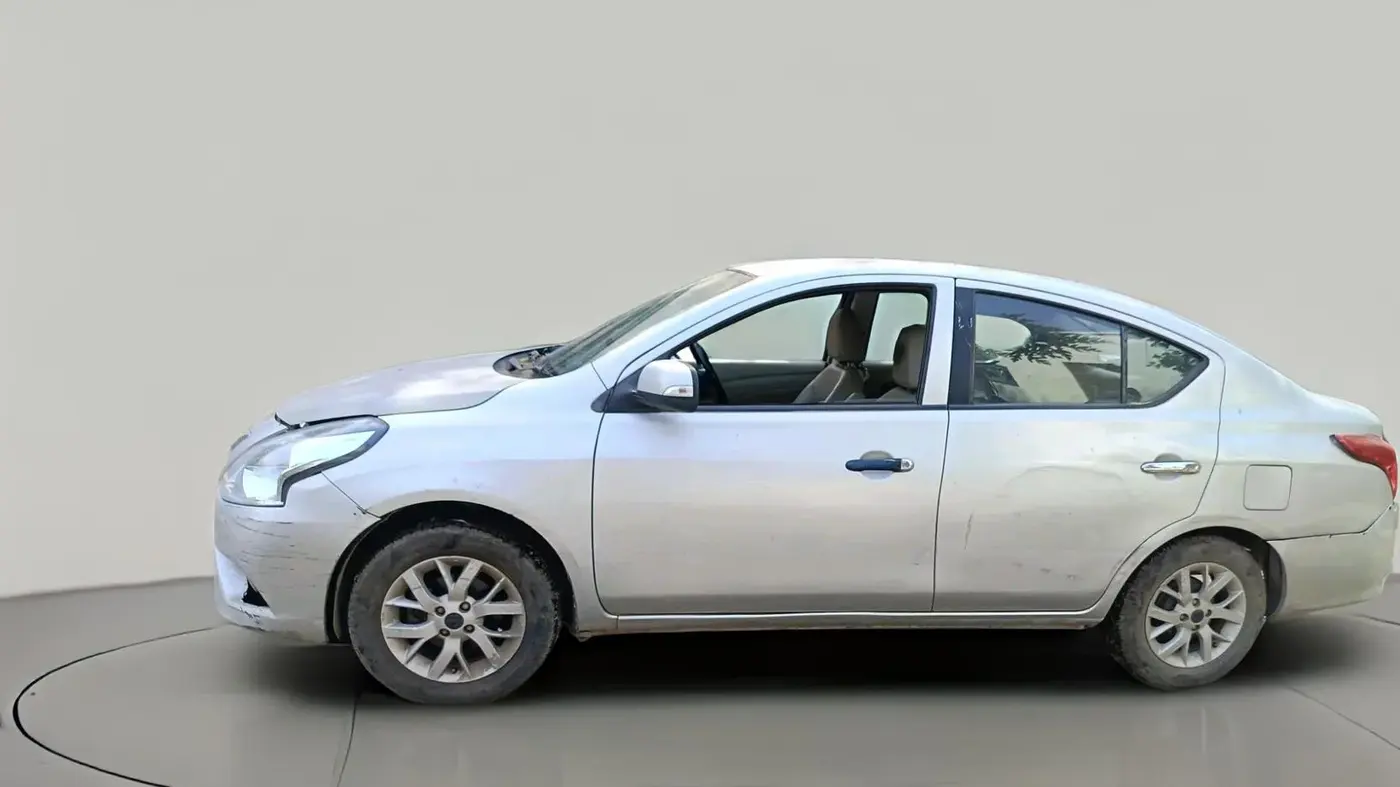 2017 Nissan Sunny XV CVT, Petrol, Automatic, 69,798 km, exterior