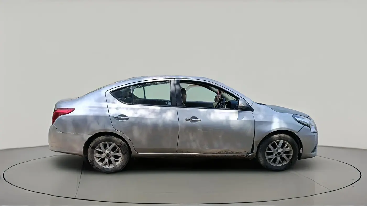 2017 Nissan Sunny XV CVT, Petrol, Automatic, 69,798 km, exterior