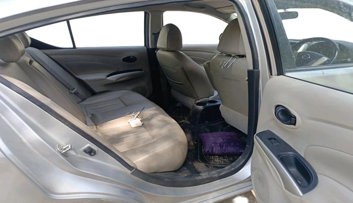 2017 Nissan Sunny XV CVT, Petrol, Automatic, 69,798 km, interior