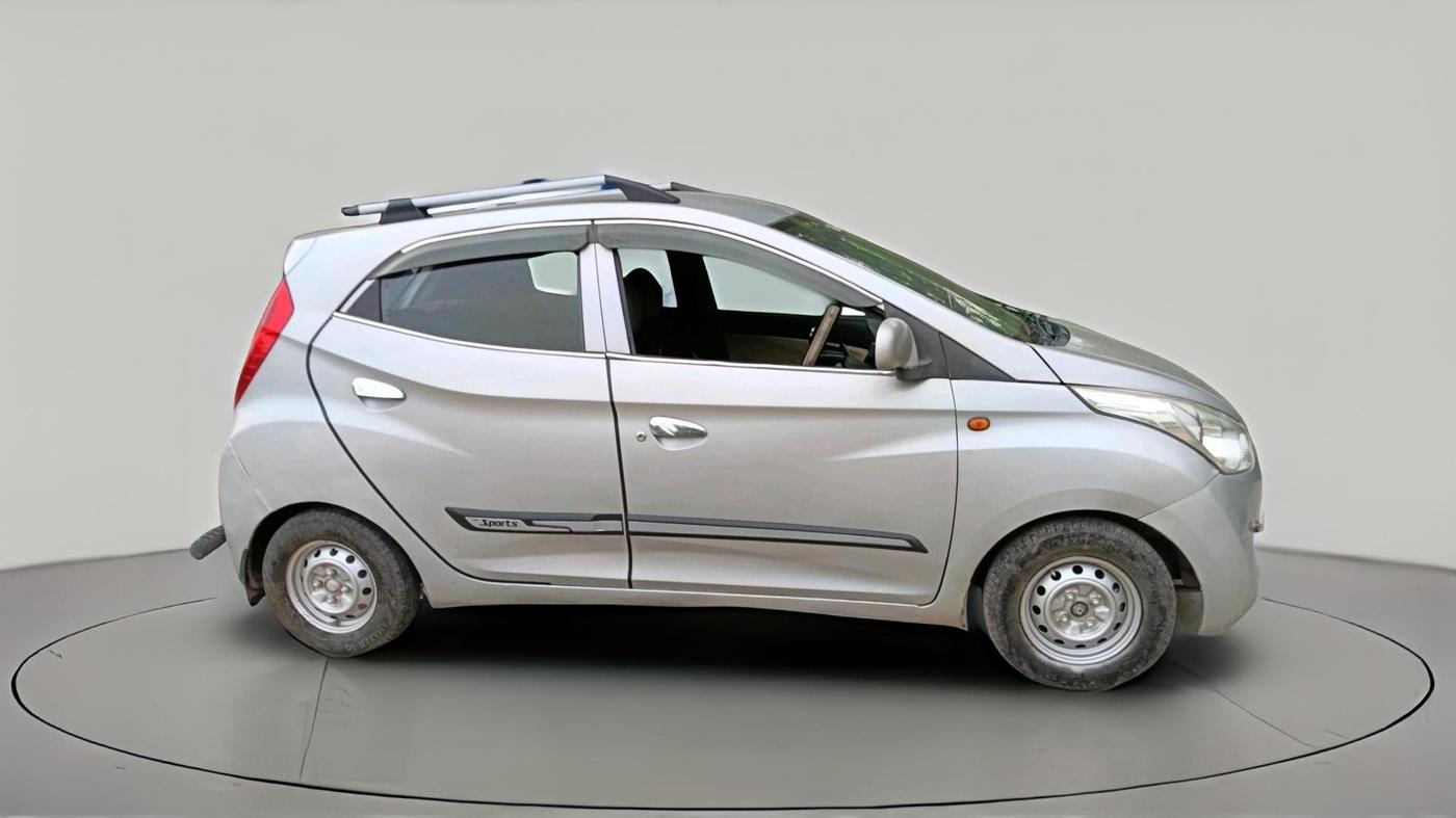 2014 Hyundai Eon ERA +, CNG, Manual, 9,66,074 km, exterior