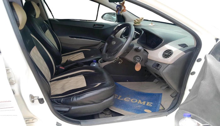 2013 Hyundai Grand i10 MAGNA 1.1 CRDI, Diesel, Manual, 84,515 km, interior