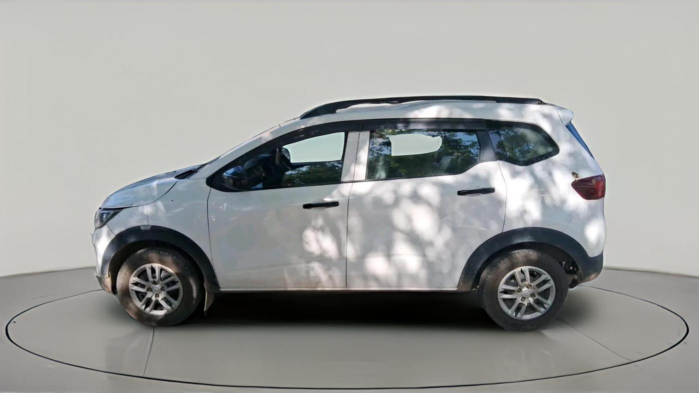 2023 Renault TRIBER RXL MT, Petrol, Manual, 1,49,217 km, exterior