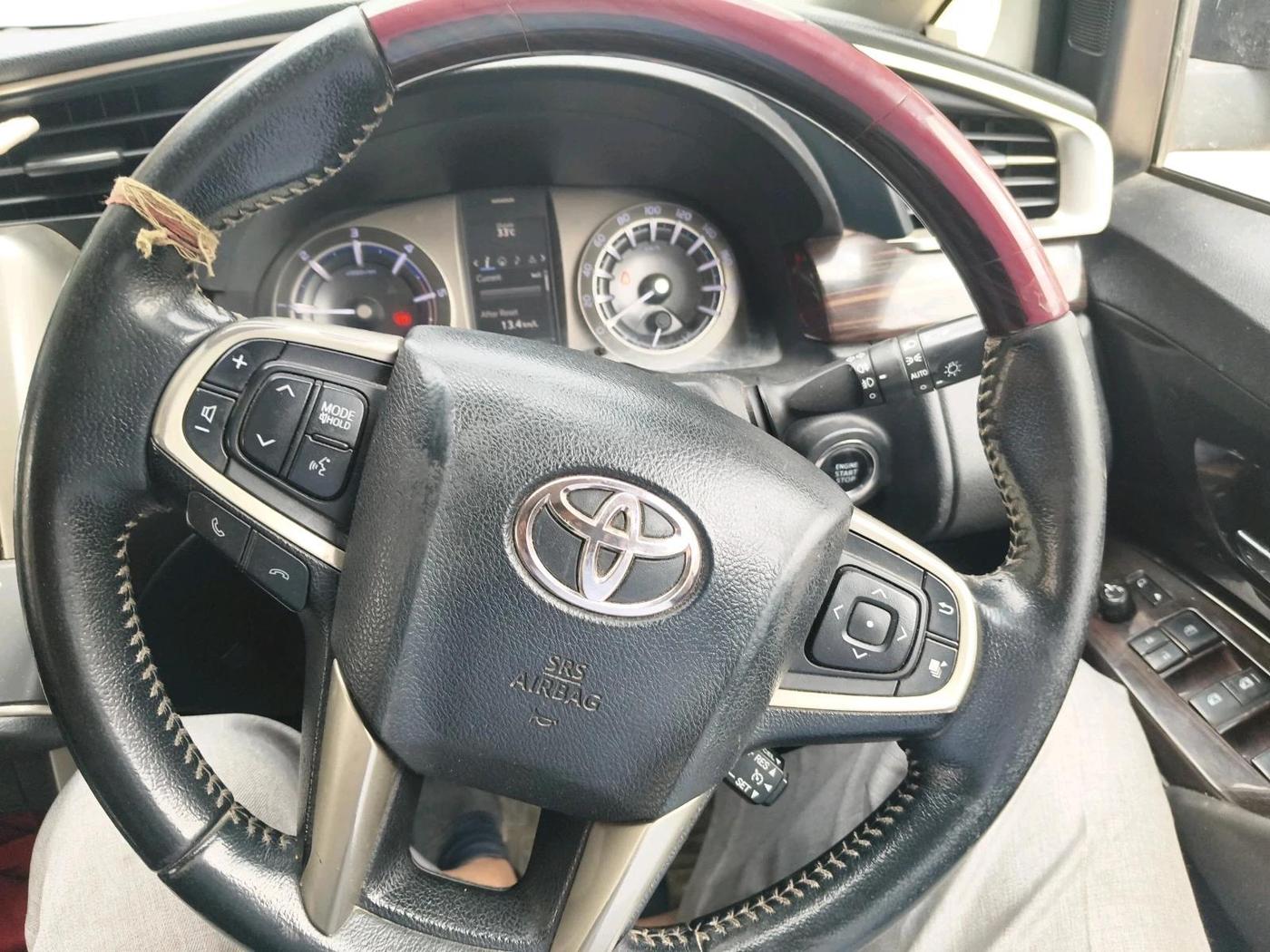 2018 Toyota Innova Crysta 2.4 VX 7 STR, Diesel, Manual, 1,35,617 km, interior