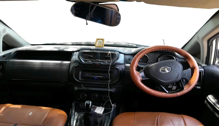 2019 Tata Hexa XE 4X2 7 STR, Diesel, Manual, 1,54,568 km, interior