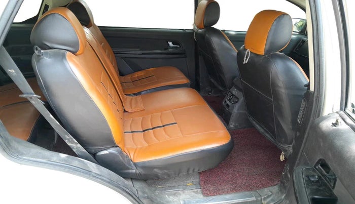 2019 Tata Hexa XE 4X2 7 STR, Diesel, Manual, 1,54,568 km, interior
