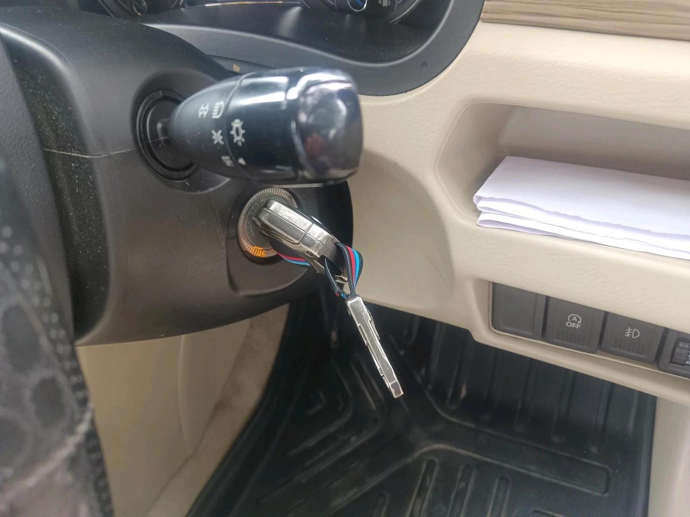 2019 Maruti Ciaz DELTA 1.5 SHVS MT PETROL, Petrol, Manual, 38,300 km, interior