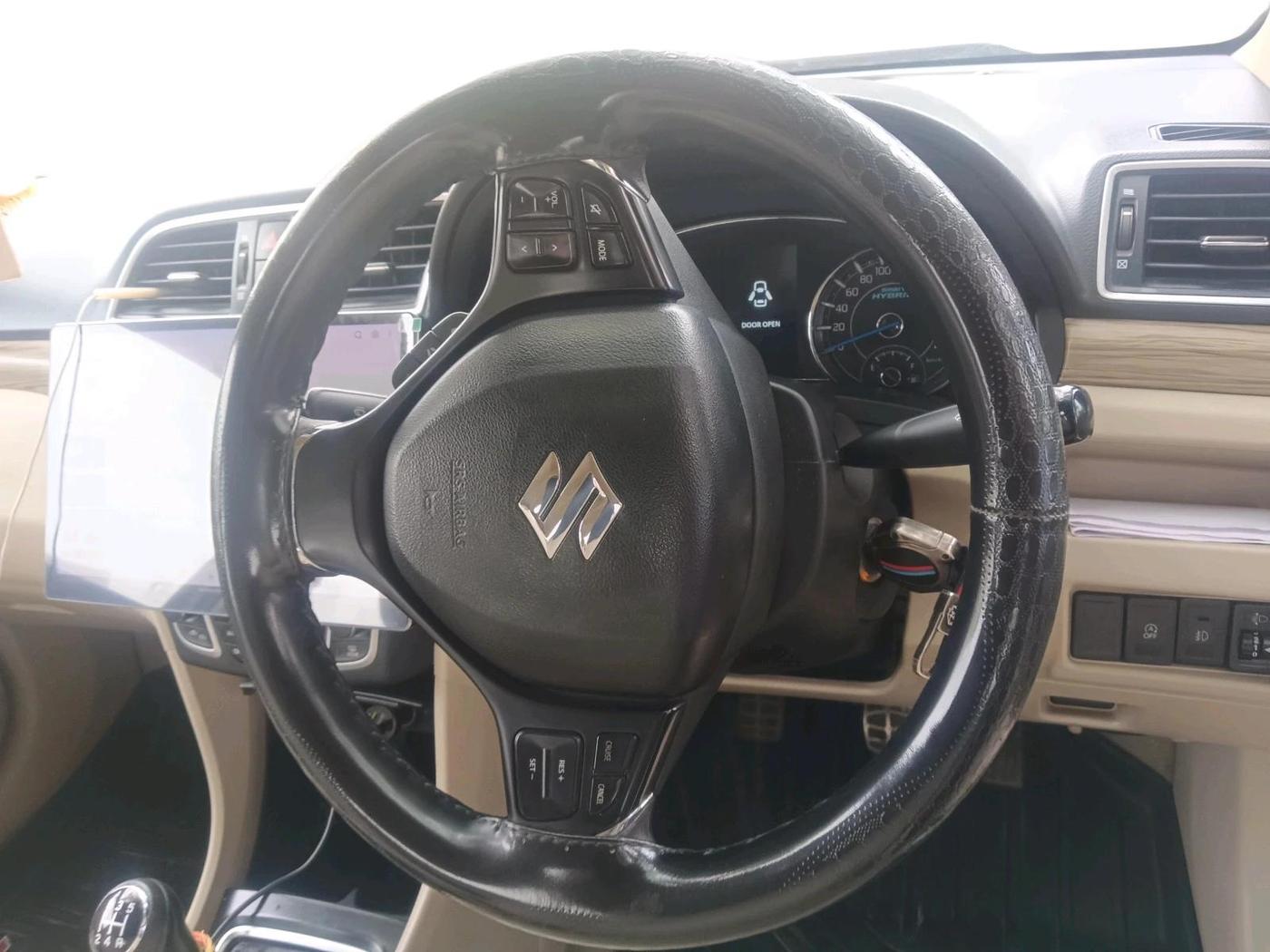 2019 Maruti Ciaz DELTA 1.5 SHVS MT PETROL, Petrol, Manual, 38,300 km, interior