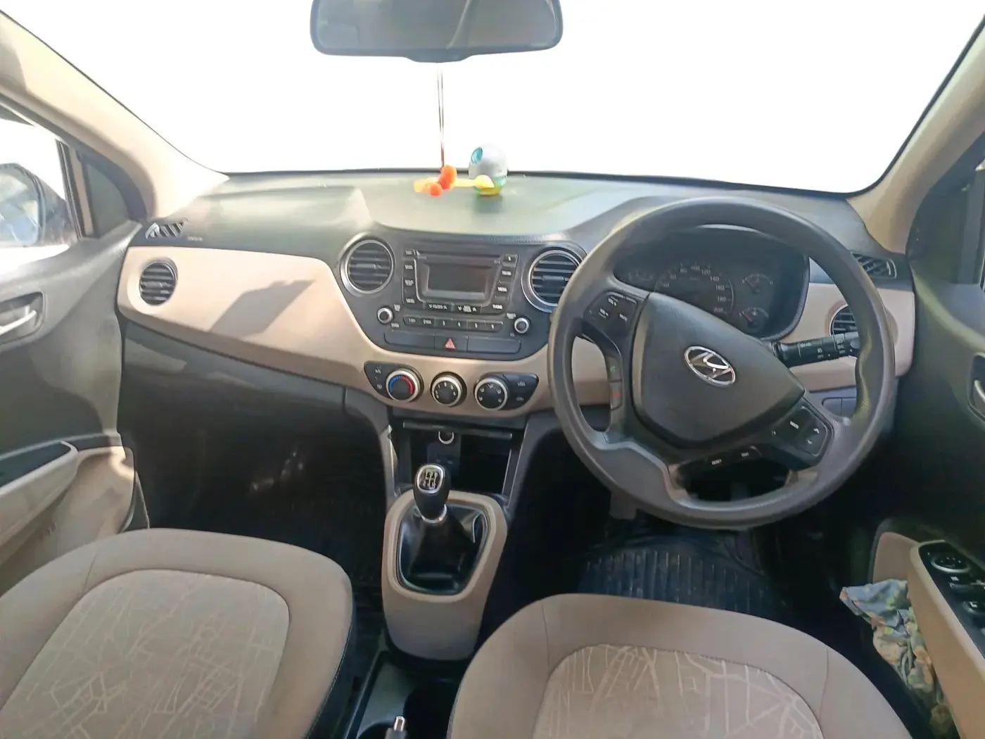 2016 Hyundai Xcent SX 1.2, Petrol, Manual, 91,567 km, interior
