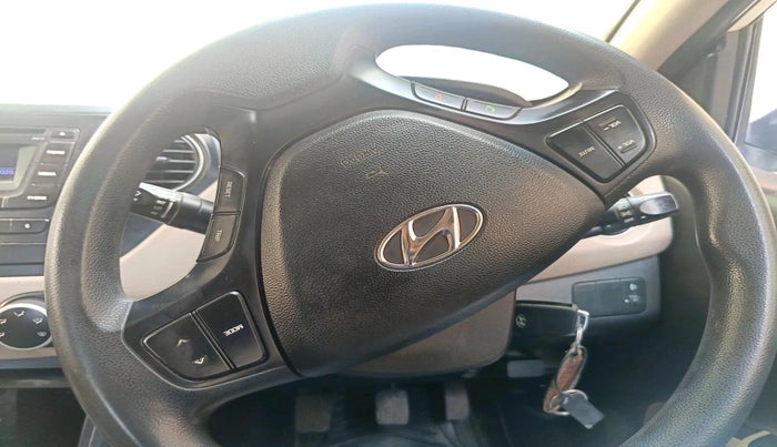 2016 Hyundai Xcent SX 1.2, Petrol, Manual, 91,567 km, interior