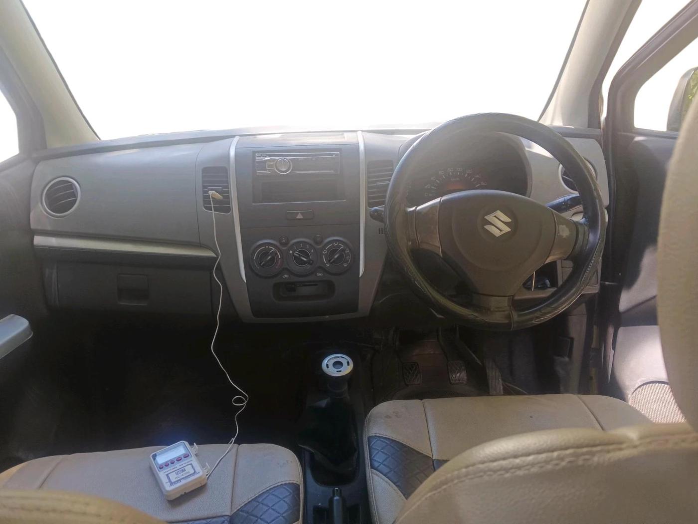 2011 Maruti Wagon R 1.0 LXI, Petrol, Manual, 52,500 km, interior