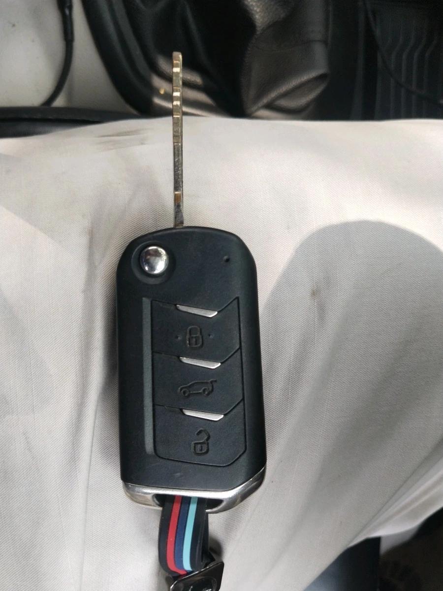 2023 Mahindra XUV300 W6 1.5 Diesel, Diesel, Manual, 49,556 km, interior