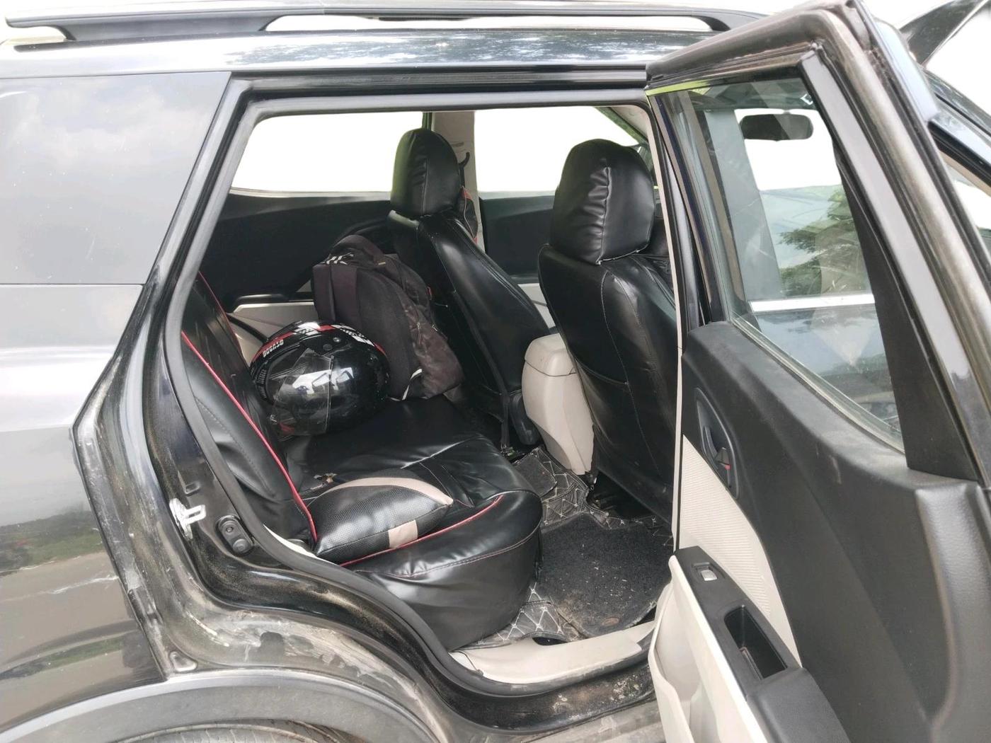 2023 Mahindra XUV300 W6 1.5 Diesel, Diesel, Manual, 49,556 km, interior